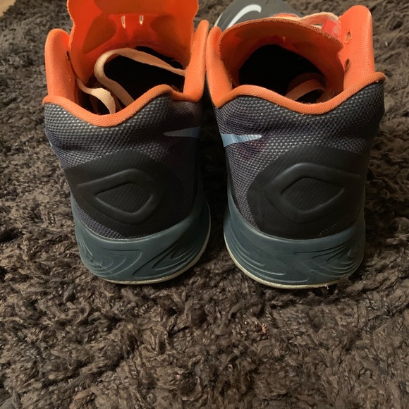 Nike Hyperfuse Zoom Low Basketball Sneakers(Men) - Picture 2 of 3